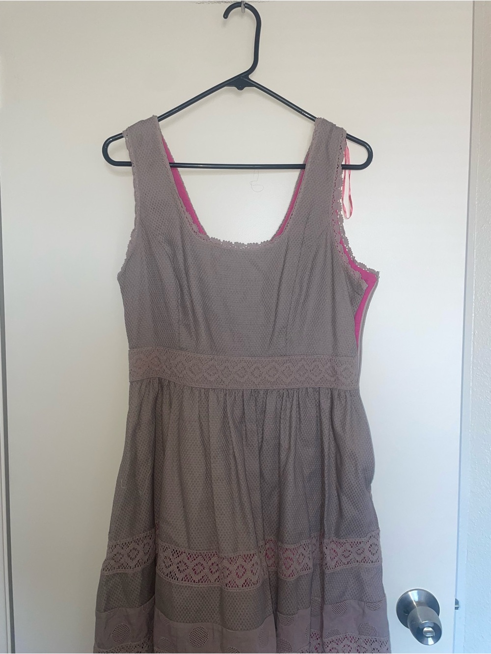 Jessica Simpson Taupe Dress with Pink Trim